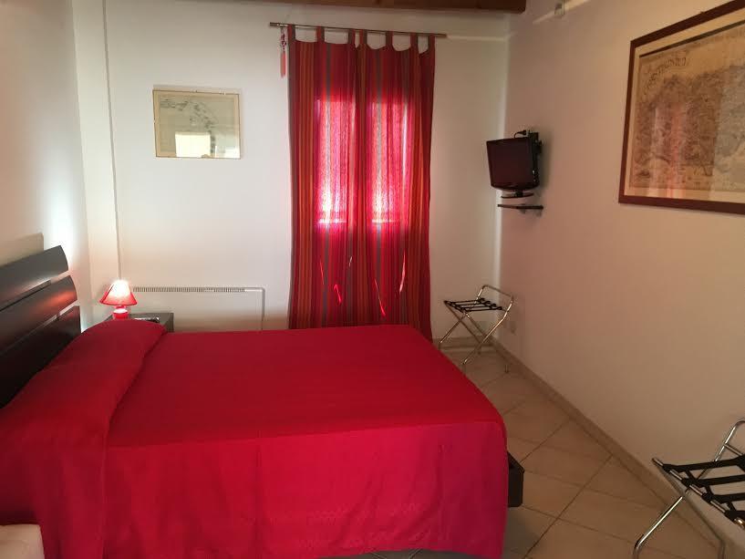 Mansarda Con Terrazzo Apartment Trapani Ngoại thất bức ảnh
