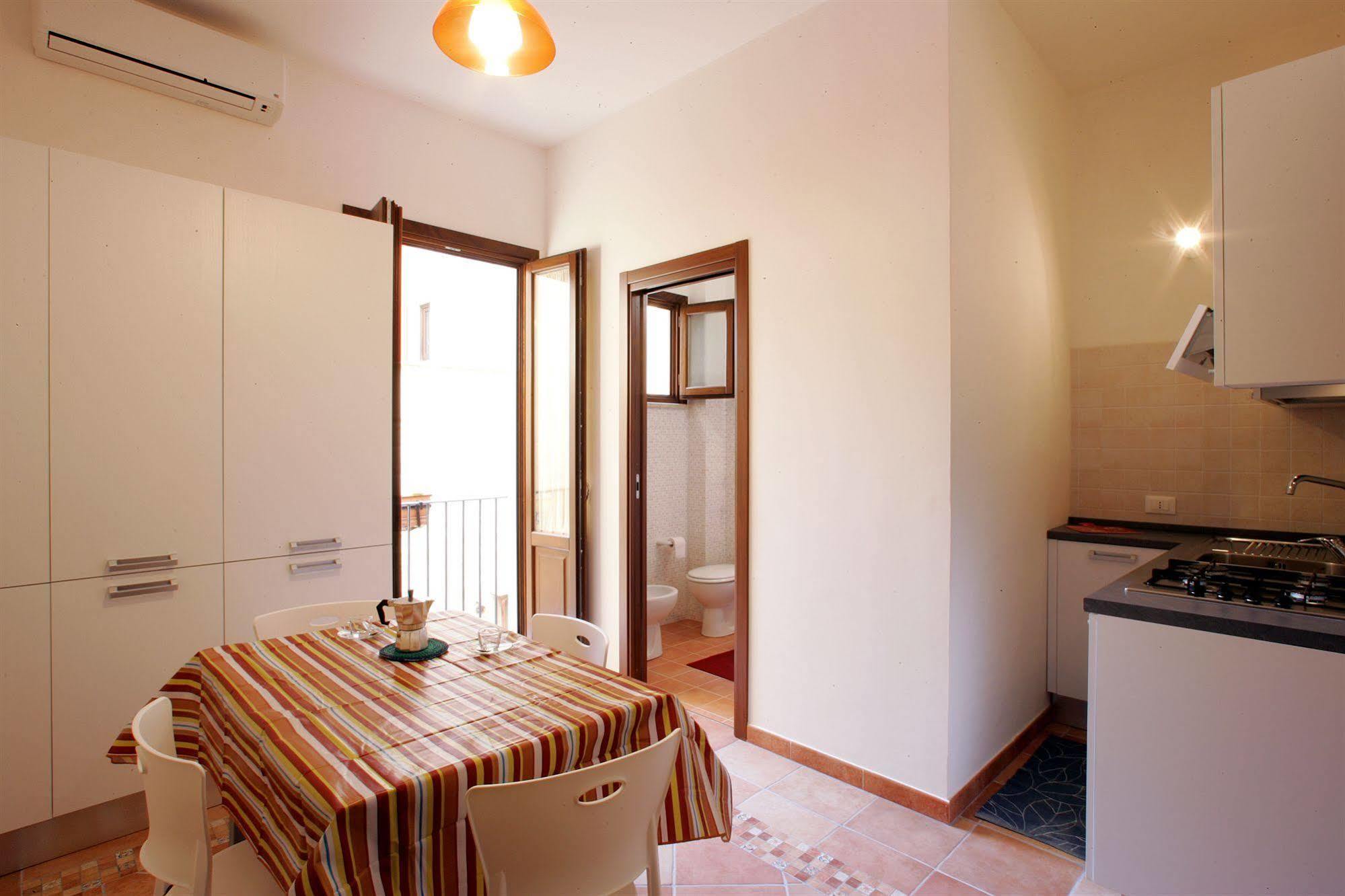 Mansarda Con Terrazzo Apartment Trapani Ngoại thất bức ảnh